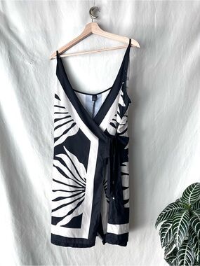 SHEIN Black and White Floral Wrap Mini Dress